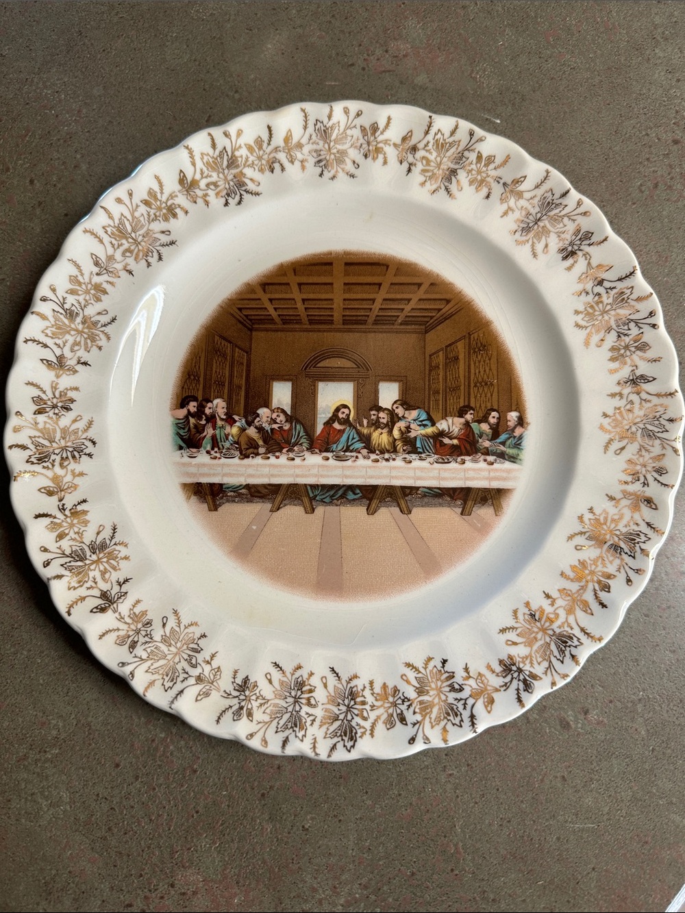 Vintage Sanders Mfg. Co. “The Lord’s Supper” First Edition 10” Plate